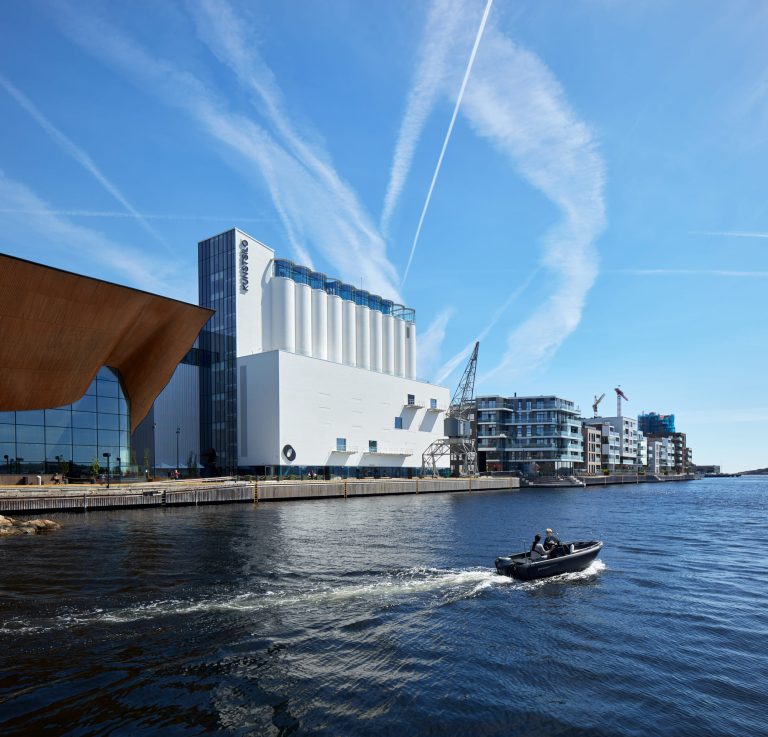 Kunstsiloen og Bybrua i Drammen er begge finalister i IABSE Awards 2026